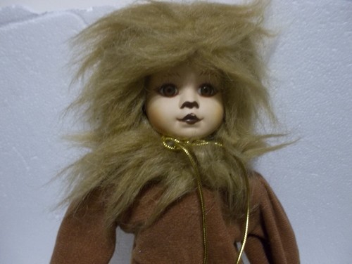 The Cowardly Lion of Oz LIMITED EDITION 0095 Of 10000 Doll Bradley's Collectible - Picture 10 of 10