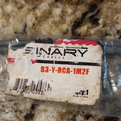 Binary B3-Y-RCA-1M2F RCA Y Splitter Cable 1m Gold Plated White