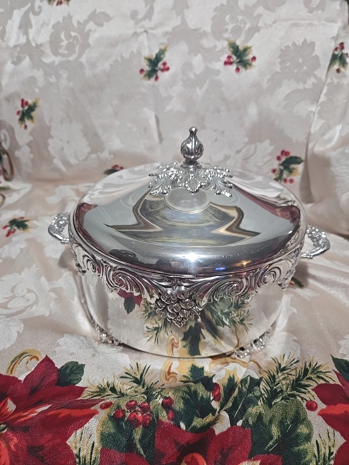 SUPER NICE Reed & Barton King Francis 1667 Covered Casserole, 10½" - Image 3 of 4