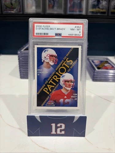 TOM BRADY 2000 FLEER TRADITION ROOKIE #352 PSA 8 *Small Slab Scratch*