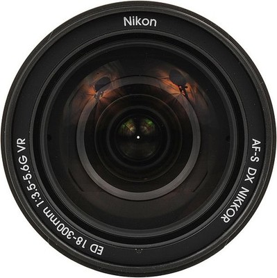 Nikon AF-S DX NIKKOR 18-300mm f / 3.5-5.6G ED VR Lens for sale
