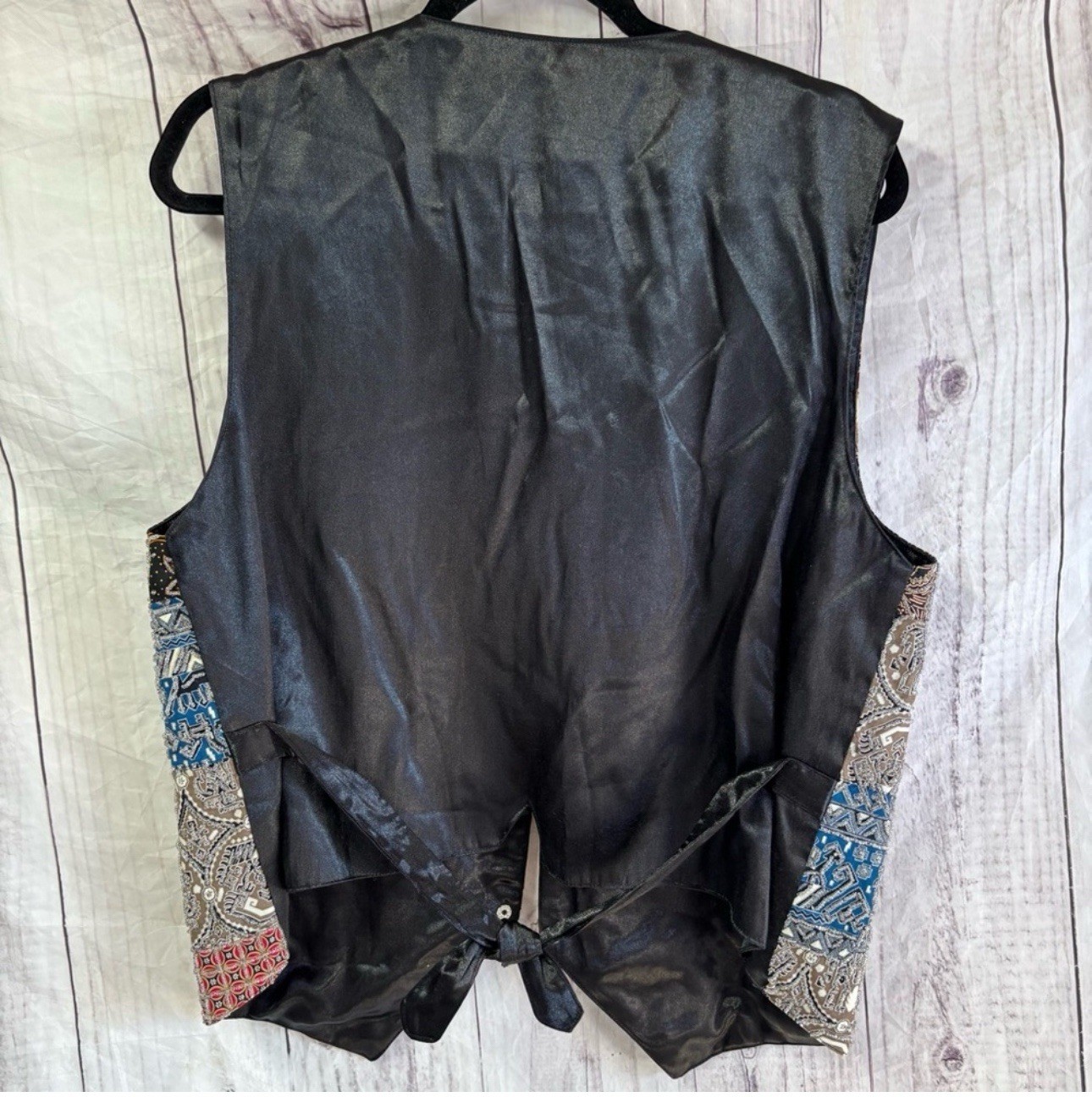 Vintage women’s patchwork fully beaded embroidere… - image 5