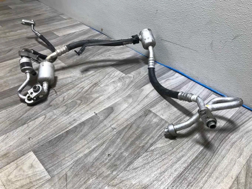 Manguera de succión de descarga de aire acondicionado 23443882 23438932 se adapta a 15-20 Chevy Suburban 1500 5,3 L Foto 3 de 4