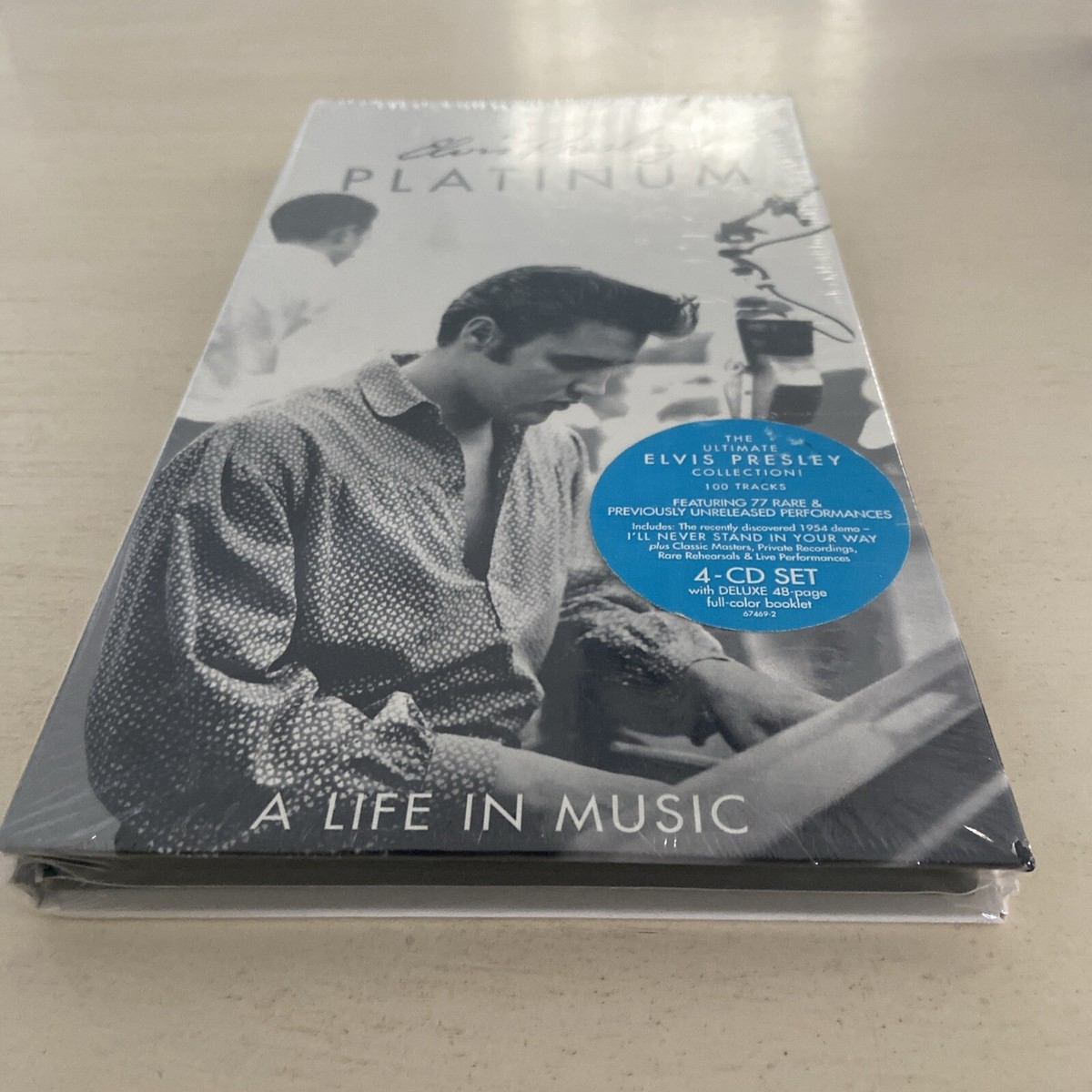 エルヴィスプレスリー【新品未使用プラチナム〜ライフインミュージック】 Amazon Music - エルヴィス・プレスリーのPlatinum - A Life In