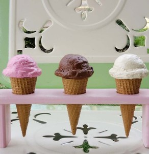 fake ice cream toy