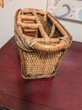 Basket Utensil Caddy Storage Bamboo Wicker Bohemian Organizer Vintage EUC Brown