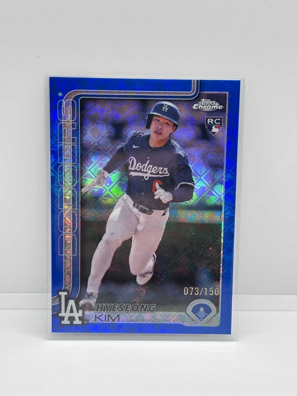 2025 TOPPS CHROME LOGOFRACTOR HYESEONG KIM ROOKIE /150 BLUE COLOR MATCH #152