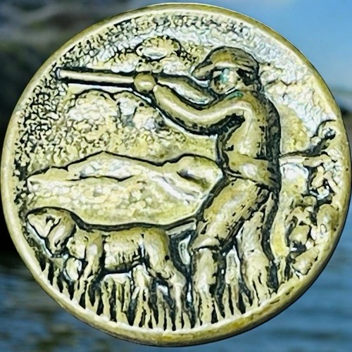 Vintage Hunting Scene Button Gold Bronze Tone Hunter Gun Dog