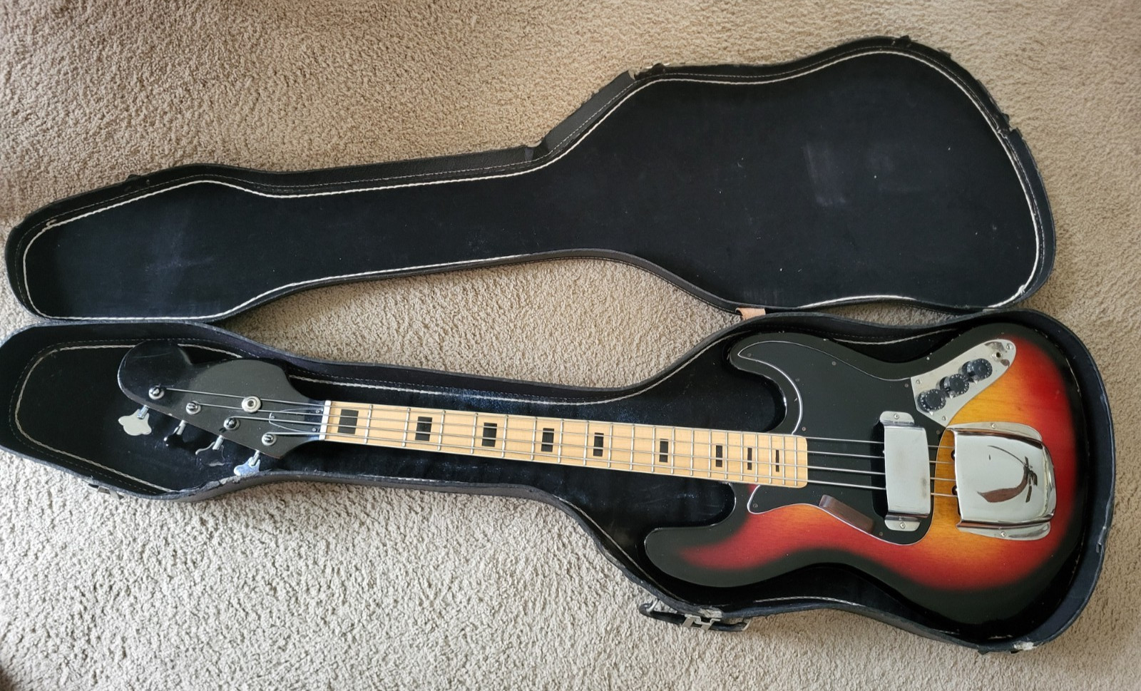 1970s Kent Bass Lawsuit Guitar KG2SB Sunburst Finish with Case