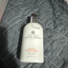 Molton Brown London Graceful Apricot & Freesia Body Lotion 300ml 