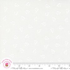 Moda EMMA 37633 31 White on Ivory Leaves Floral SHERRI & CHELSI Quilt Fabric