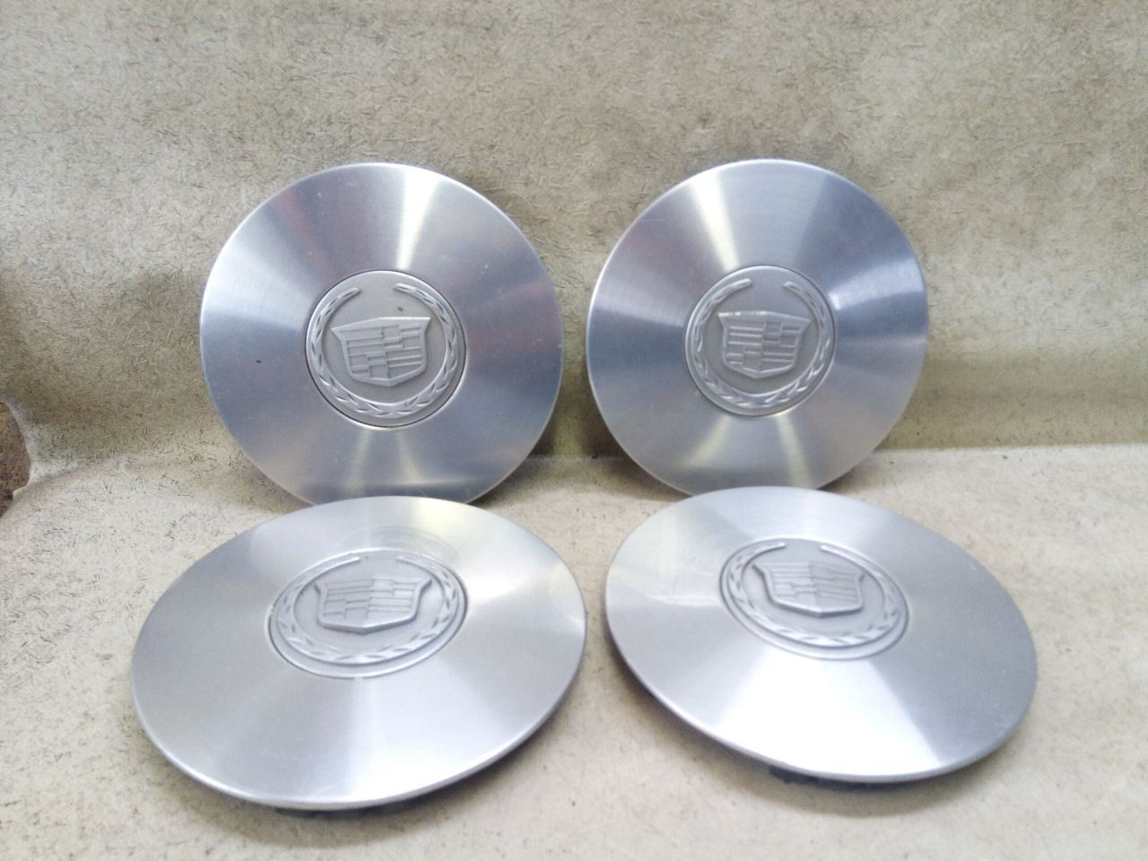 Set of 4 Center Caps Fits 03-05 CADILLAC DEVILLE 7 Spoke 16