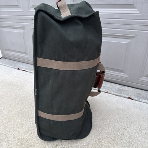 Vintage DAKOTA by TUMI Duffel Bag Weekender Green Canvas Genuine Leather 29x14 - Picture 7 of 17