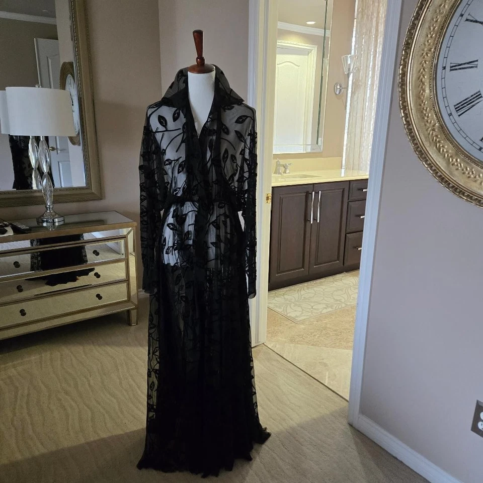 Vestido camisero acampanado Norma Kamali Super OS BF NK, listado para 525,00 en línea Foto 4 de 4