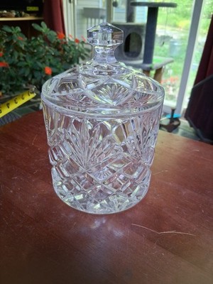 Royal Limited Czech Biscuit Barrel Candy Cookie Jar 24% Full Lead Crystal (2645)