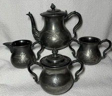 Victorian Middletown Plate Co Silverplate Tea Set 4 Pieces