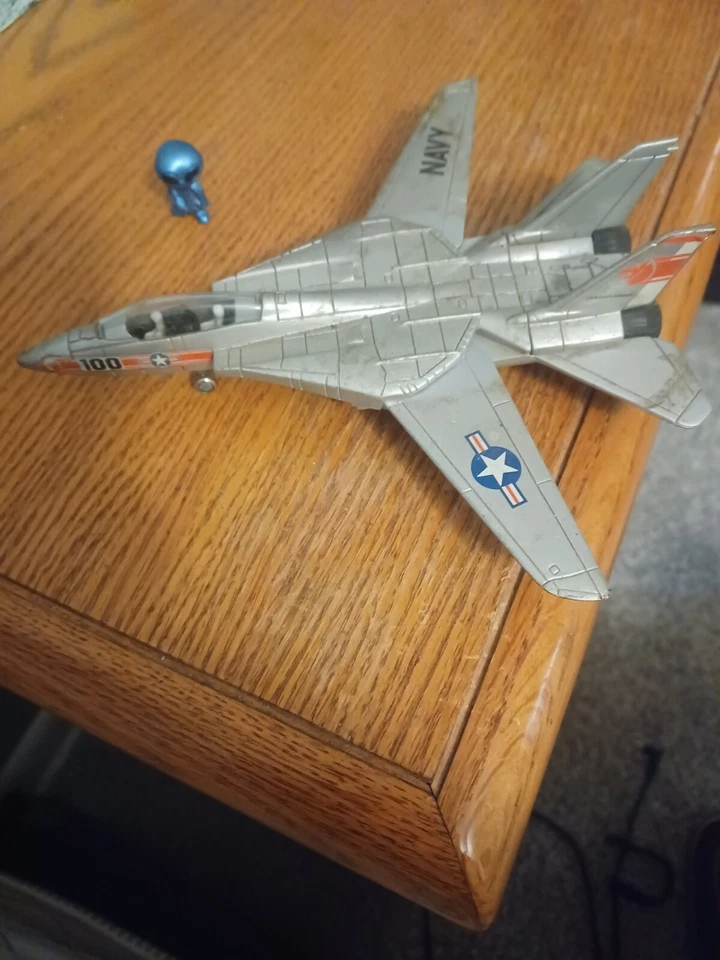Toy cast Fighter Jet - Image 2 of 2