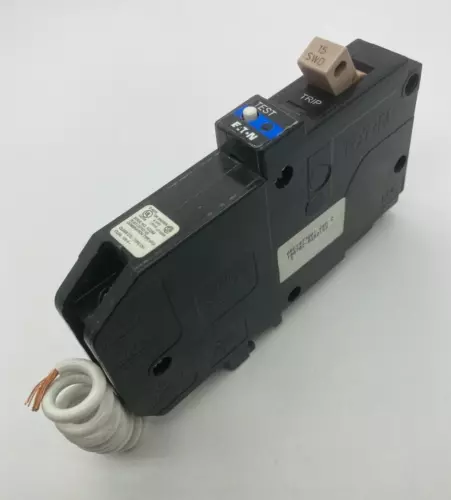 Eaton Cutler Hammer CHFAFGF115 1 Pole 15A Plug In CH Dual Purpose CAF/GF Breaker