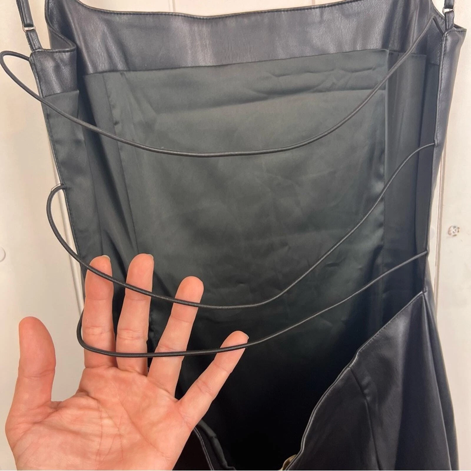 Abito Meshki Donna L Celine Ecopelle Scollo Quadrato Midi Nero Cinturino Schienale Nuovo con etichette