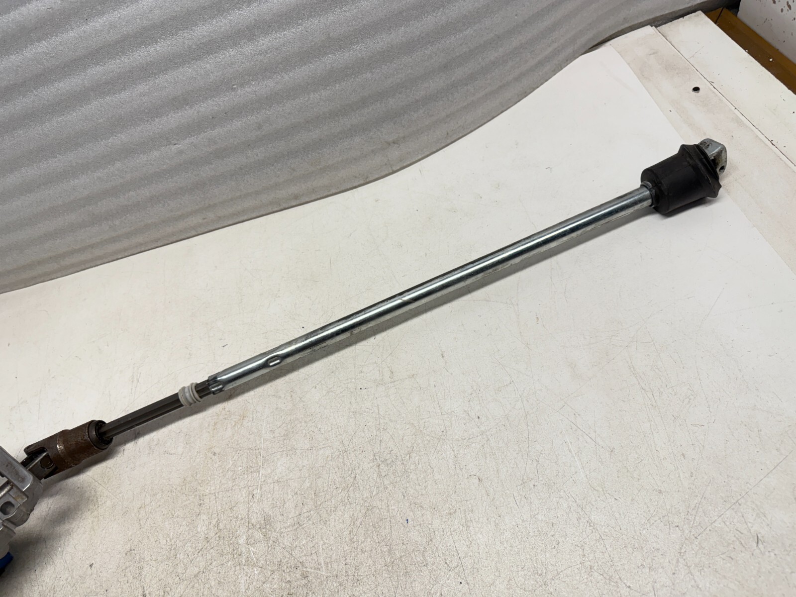 P41088 2003-2008 Maserati Quattroporte M139 Steering Column with Key OEM