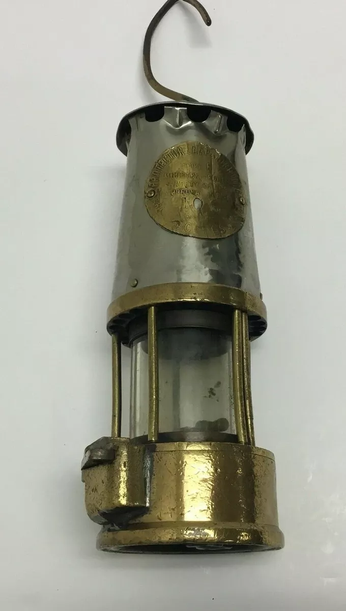 Protector Lamp & Lighting CO. Brass Miners Lamp Lantern TYPE 6 ECCLES Rare  Light