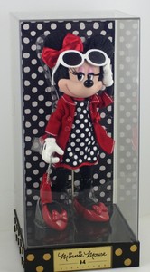 limited edition minnie mouse doll