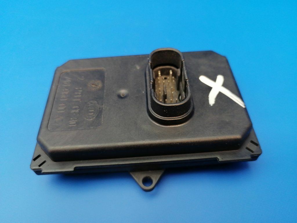 Audi A4 S4 B8 8K 2011 Headlight ballast module Xenon 8K0941329 MBP11895