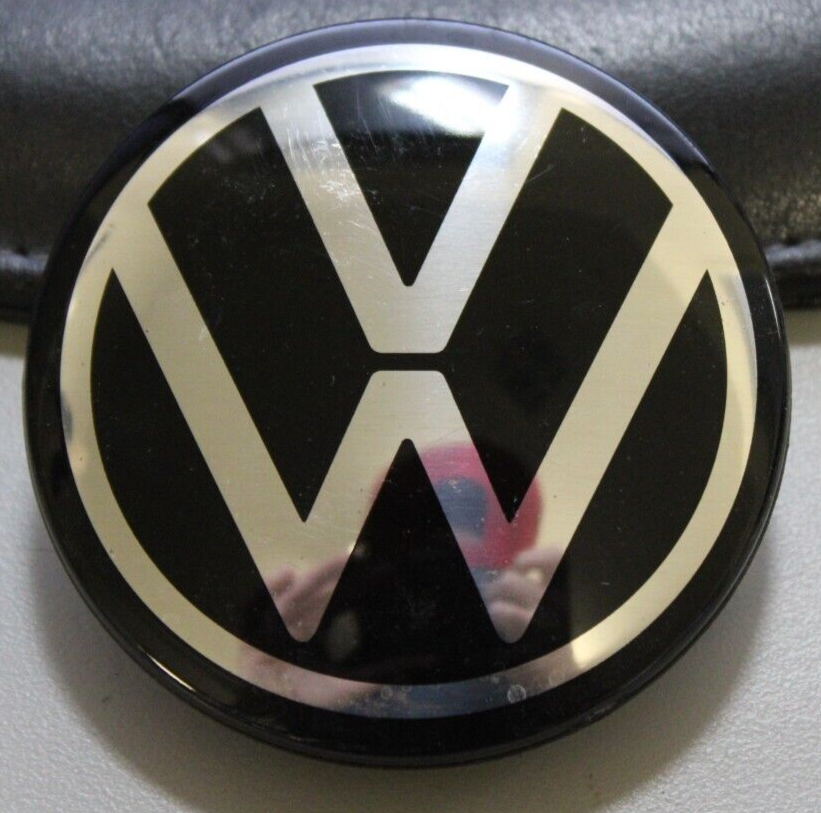 VOLKSWAGEN VW OEM CENTER HUB CAP CHROME AND BLACK 5GM601171 | eBay