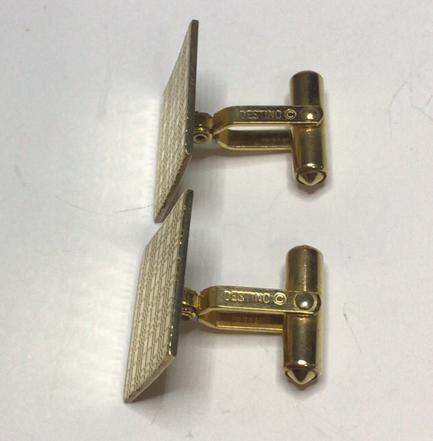Destino Rectangular Hinged Cufflinks Gold Tone Et… - image 5