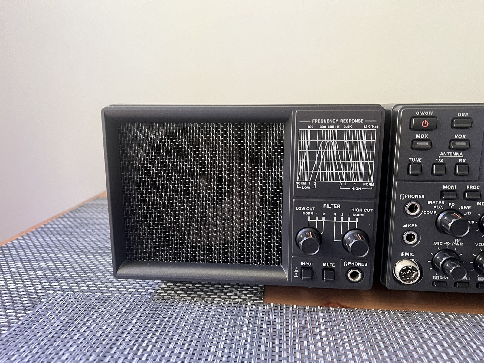 Yaesu Transceiver FT2000 + DMU2000 + SP2000 eBay