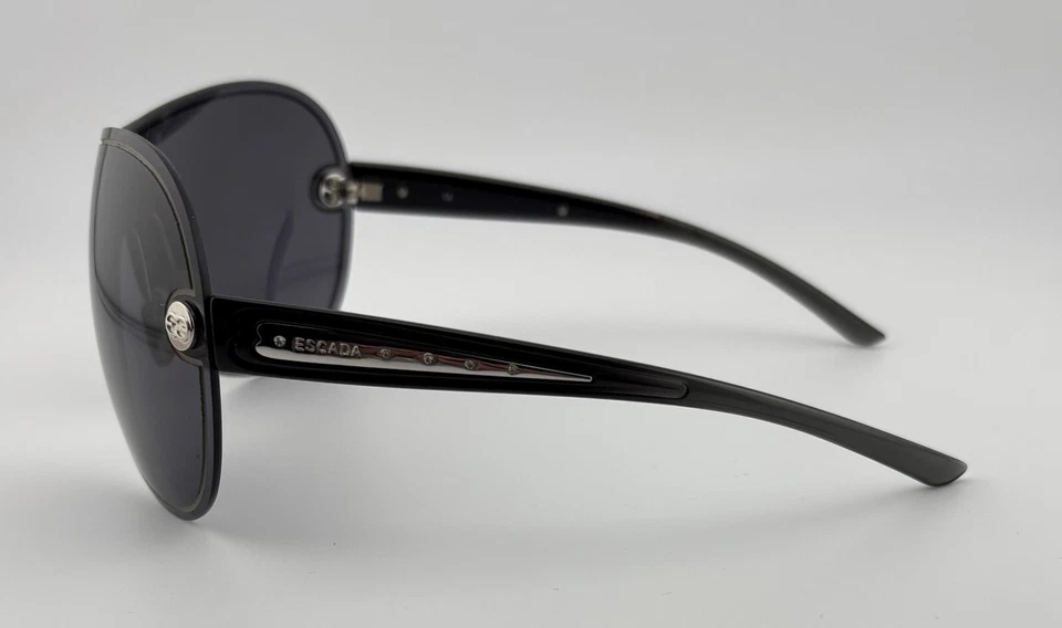 Gafas de sol de diseñador para mujer Escada SES592S - 2940 Foto 3 de 4