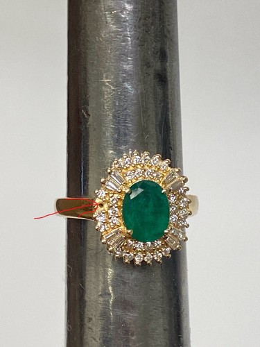 Effy Baguette & Diamond & 1.25 ct Oval Green Emerald Stone 14K Yellow Gold Ring - Picture 24 of 24