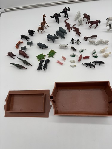 Vintage 1995 Raintree Noah's Ark Ship 60 Animals Stored Inside Hong Kong - Picture 10 of 23