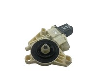 MERCEDES-BENZ B W246, W242 Fensterhebermotor vorne rechts A2469065200 36051765 MERCEDES-BENZ B W246, W242 Fensterhebermotor vorne rechts A2469065200 36051765