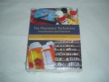 THE PHARMACY TECHNICIAN: FOUNDATIONS & PRACTICES (CUSTOM By Mike Johnston VG