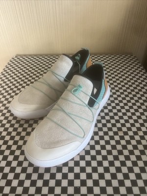 Vans Ultra Range Exo Ac Size 10 Men Color White 