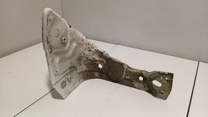 Volkswagen PASSAT B7 2013 Vorne rechts Halterung Kotflügel EAG29456