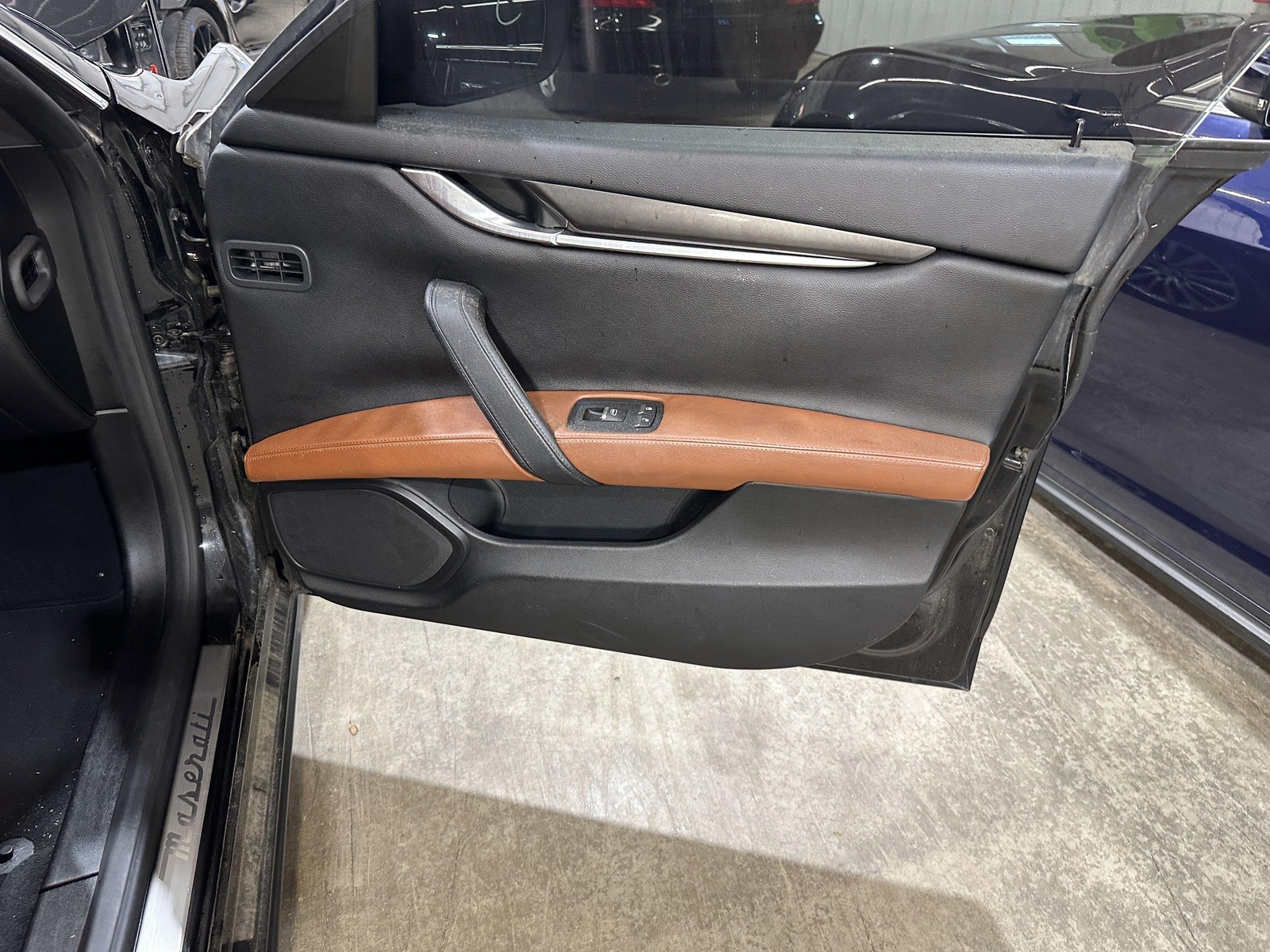 14-24 MASERATI GHIBLI PASSENGER RIGHT FRONT DOOR NERO/BLACK PAINT 820A