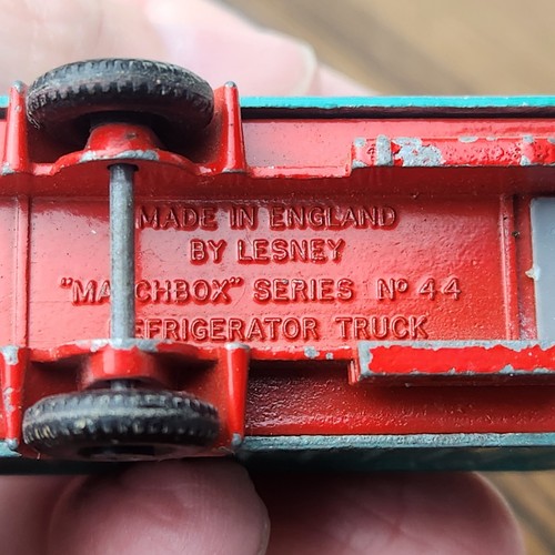 Rare Lesney No. 44 G.M.C Refrigerator Truck Matchbox Series Red Made in England - 第 14/14 張圖片