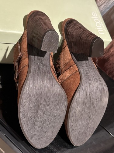 Nicole Studded Brown Suede Clogs/Mules ~ Size 8 1/2 New In Box ~ - Picture 10 of 22