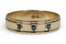 Vintage Solid 9ct Yellow Gold Blue Sapphire Wedding Band Dress Ring Size 8 P 56