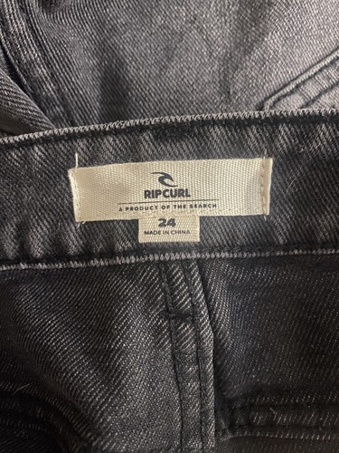 Ripcurl Black Shorts BNWOT 24 - Picture 4 of 4
