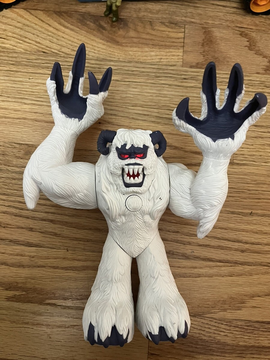 MATCHBOX-Snow Monster Excellent Condition Missing Snowballs & Snow