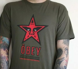 t shirt adidas verde militare