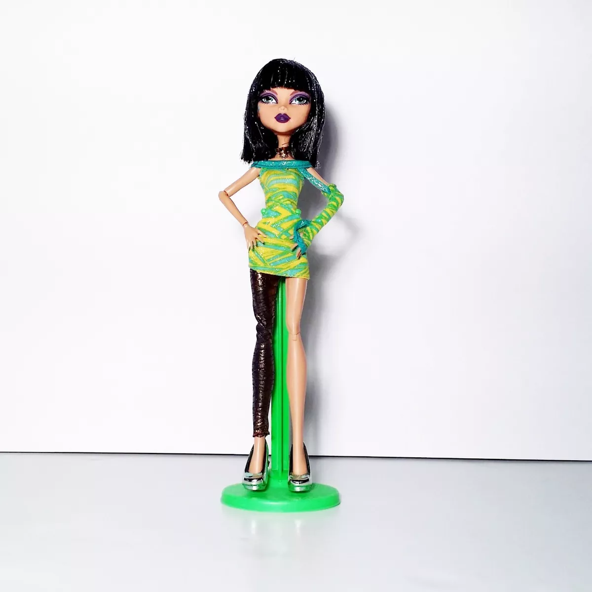 MONSTER HIGH CLEO DE NILE DOLL