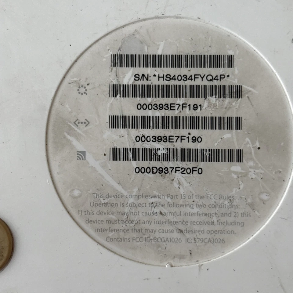 APPLE A1034 AIRPORT EXTREME BASE STATION - NO POWER CORD INCLUDED - Image 4 of 4