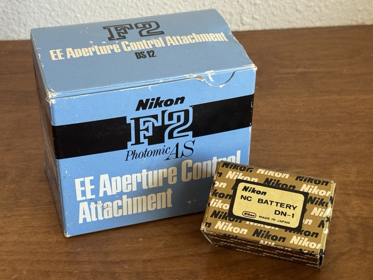 ニコン DS-12 EEコントロールユニット ニコン DS-12 EEコントロールユニット NIKON DS-12 F2フォトミック用