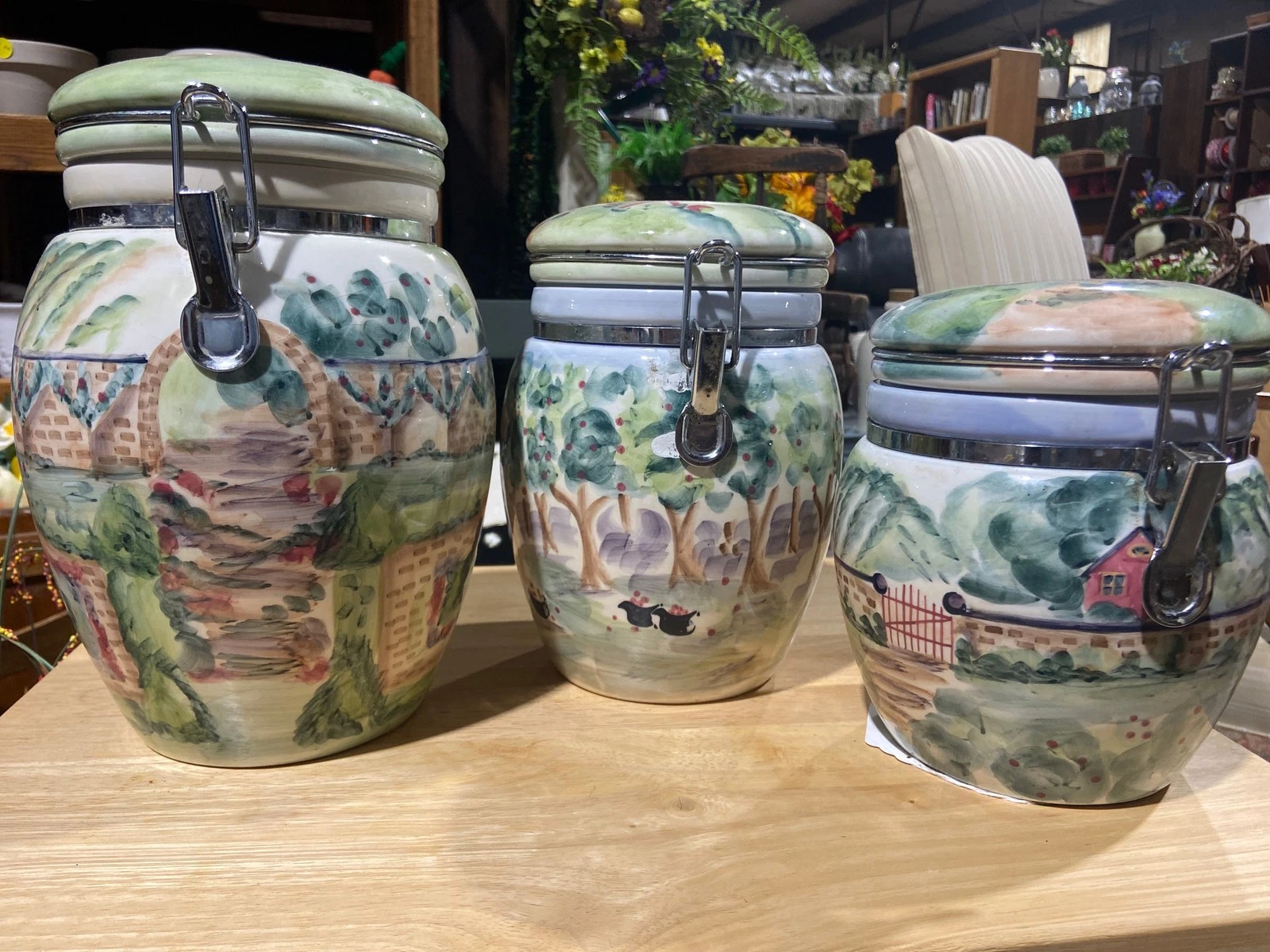 Zrike ceramic containers