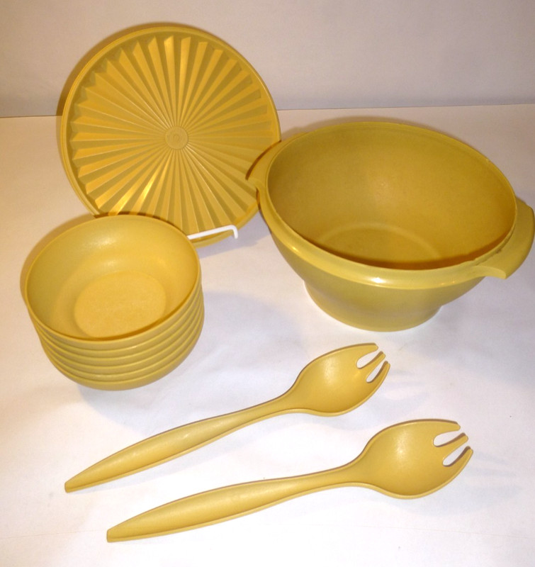 VTG Tupperware Salad Bowl Set 10 Pieces Harvest Gold Yellow 890 880 cereal bowls