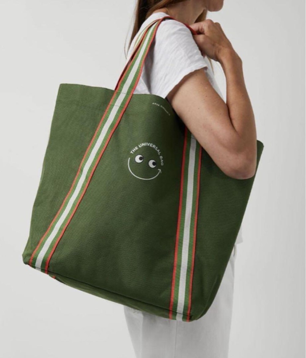 シンガポール限定！Anya Hindmarch ユニバーサルバッグ グリーン The Universal Bag | Anya Hindmarch US